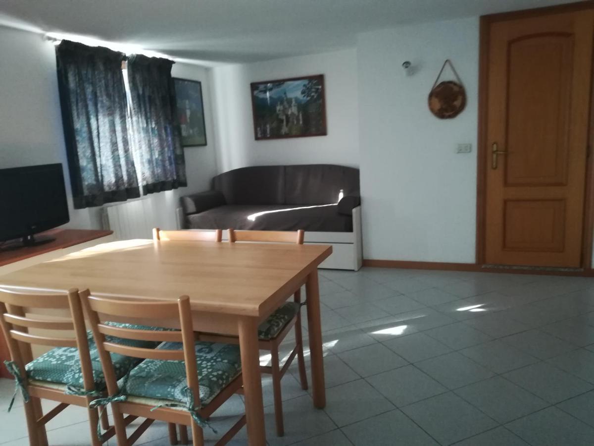 Appartamento Con Vista Chez Mary Roisan Exterior photo