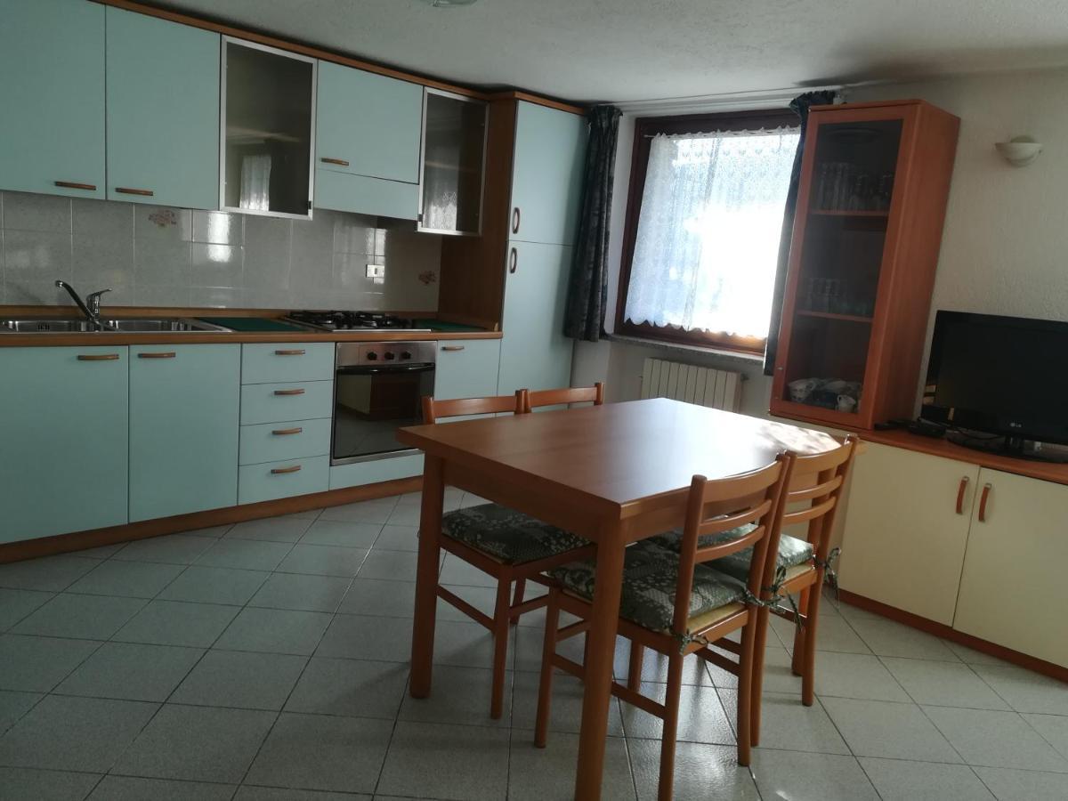 Appartamento Con Vista Chez Mary Roisan Exterior photo
